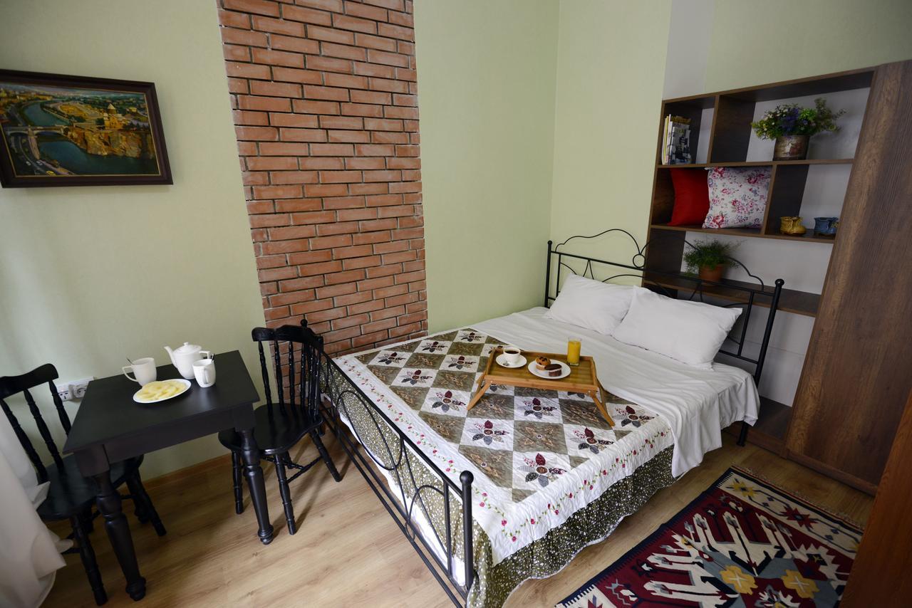 Atlant Hotel Tbiliszi Kültér fotó
