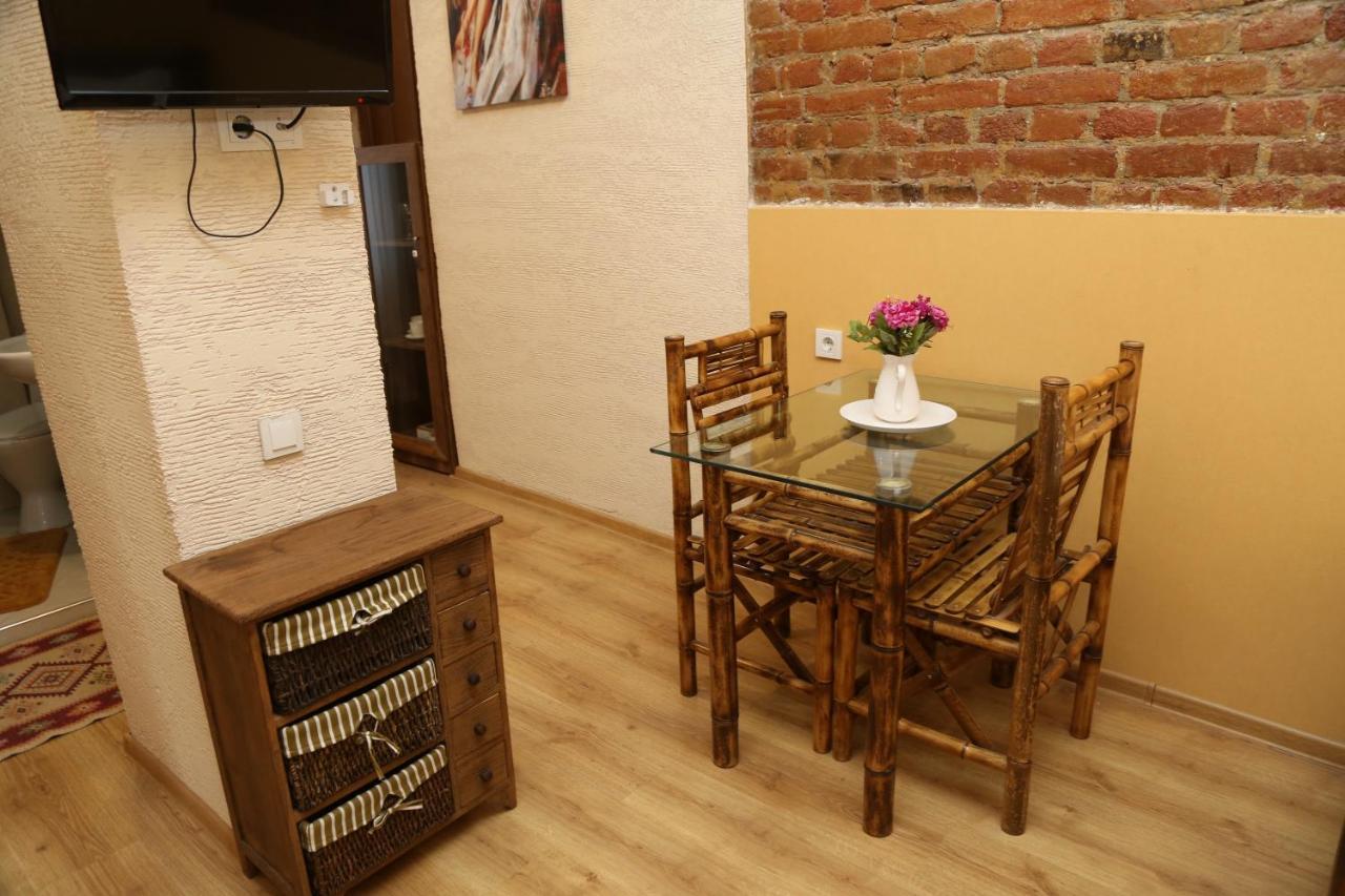 Atlant Hotel Tbiliszi Kültér fotó